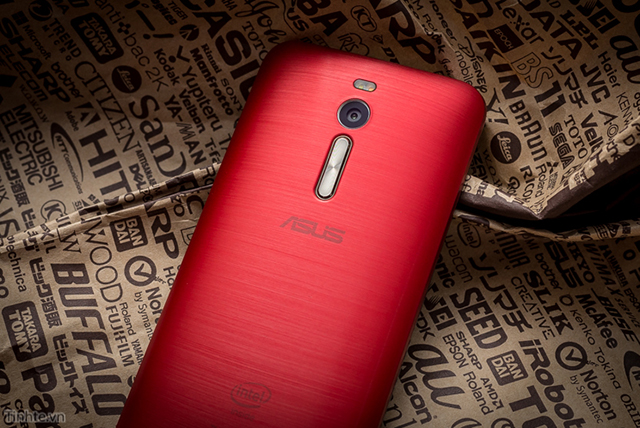 3057177_Asus_ZenFone_2_co_loi.jpg