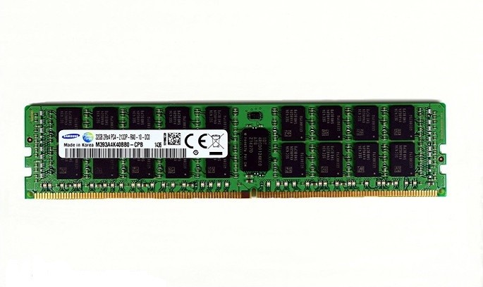 Samsung_DDR4_module_02.jpg