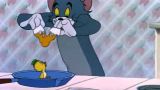 Tom and Jerry - 090 - Southbound Duckling